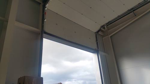 manual or electric industrial sectional overhead door